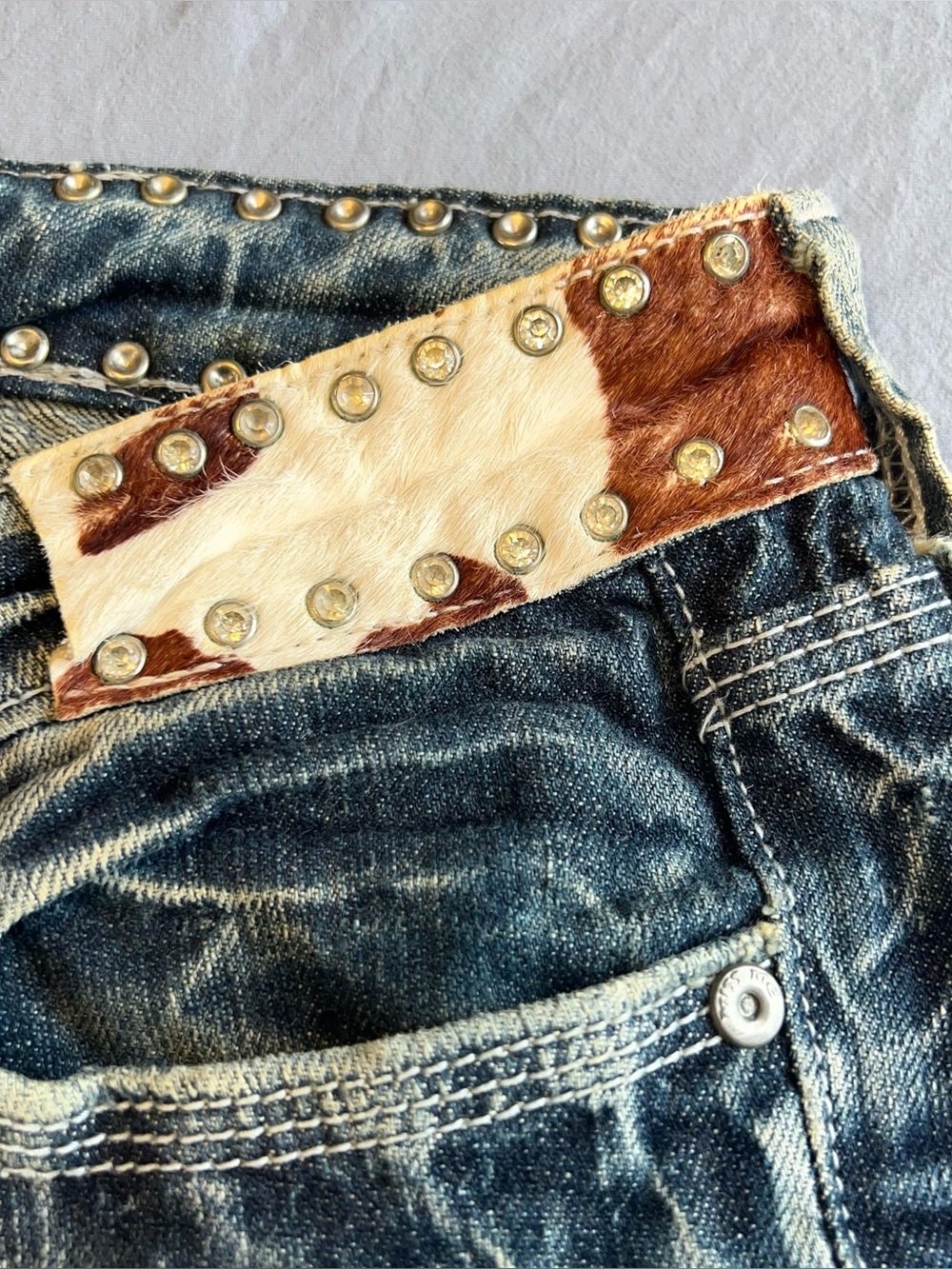 Miss Me Jeans Womens 27 Bootcut Cow Hide Jeweled Western Low Rise Casual - Picture 5 of 15